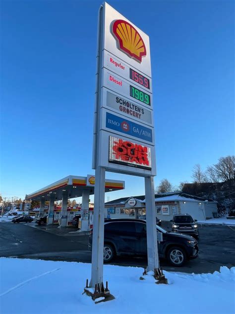 Slash clean fuel charges on N.B. consumers, public。